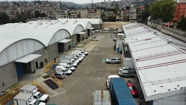 Bodega/Local en renta en San Pedro de los Pinos en condominio