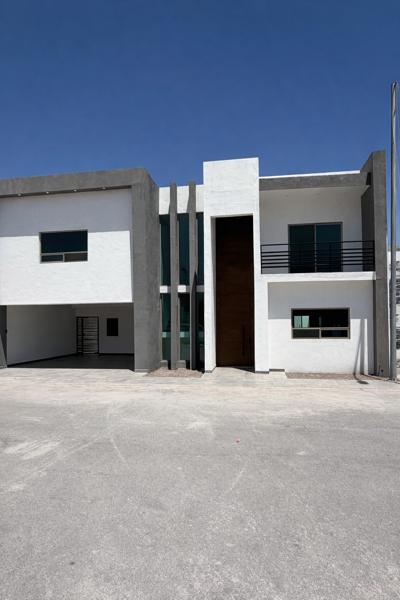 Casa en venta con 3 habitaciones en Las Quintas, Cerrada Tamarindos, Torreón Coahuila. Casa en venta con 3 habitaciones en Las Quintas, Cerrada Tamarindos, Torreón Coahuila.
