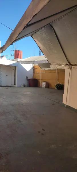 Casa en Venta en Col. Santa María, Oaxaca de Juárez con Amplios Espacios y Gran Jardín