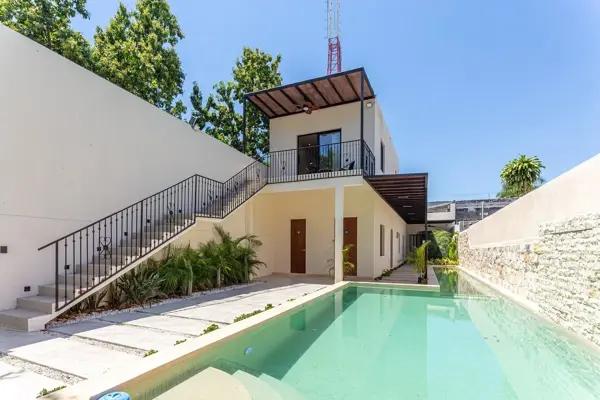 Casa en venta con amplios espacios  en zona paseo de montejo merida