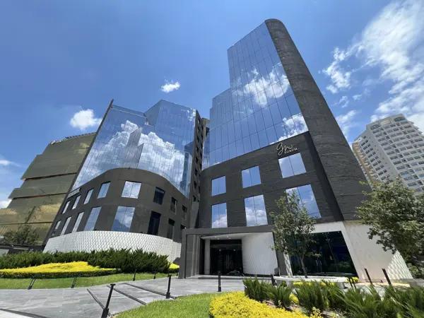 OFICINA EN RENTA EN TORRE COMERCIAL RESIDENCIAL SANTA BARBARA SAN PEDRO GARZA GARCÍA