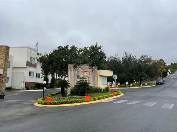 TERRENO EN VENTA BOSQUES DE VALLE ALTO ZONA CARRETERA NACIONAL MONTERREY