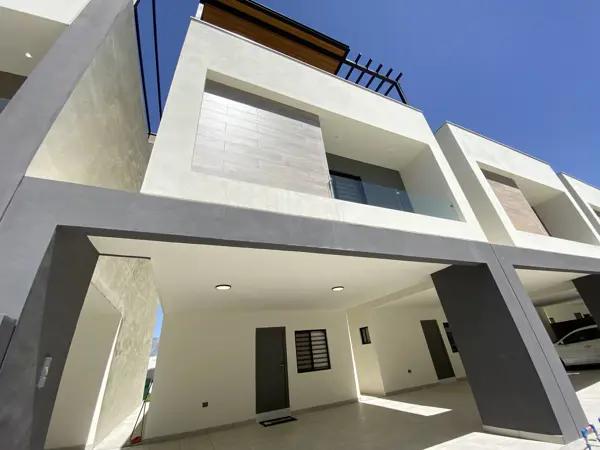 CASA EN VENTA EN CUMBRES EN EL MUNICIPIO DE GARCÍA