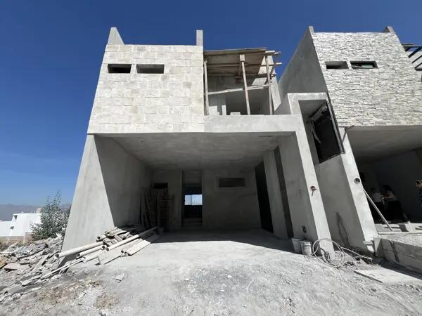 CASA EN VENTA CUMBRES ELITE PREMIER ZONA CUMBRES GARCÍA