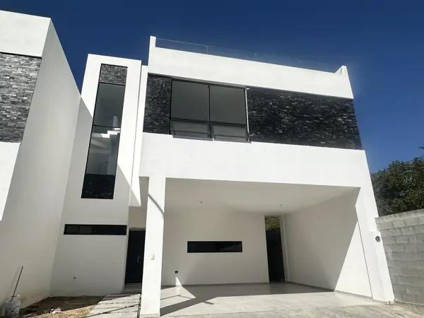 CASA EN VENTA EL FAISAN ZONA CARRETERA NACIONAL SANTIAGO