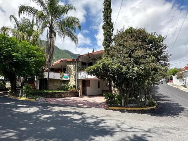 CASA EN VENTA CIUDAD SÁTELITE ZONA MONTERREY SUR CASA EN VENTA CIUDAD SÁTELITE ZONA MONTERREY SUR