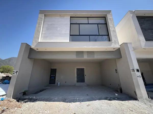 CASA EN VENTA VIENTOS DEL VERGEL ZONA CARRETERA NACIONAL SANTIAGO CASA EN VENTA VIENTOS DEL VERGEL ZONA CARRETERA NACIONAL SANTIAGO