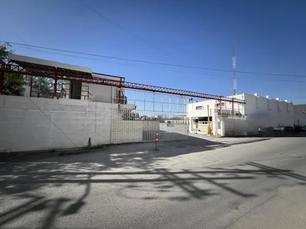 TERRENO CON USO DE SUELO MIXTO EN VENTA ZONA MONTERREY