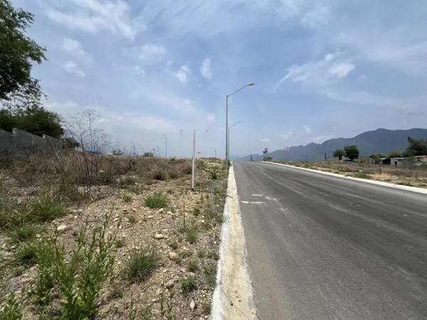 TERRENO RESIDENCIAL EN VENTA ZONA CARRETERA NACIONAL SANTIAGO
