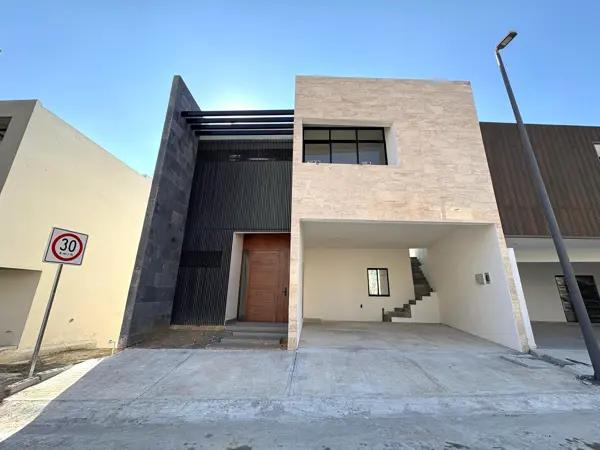 CASA EN VENTA COLONIA MITICA RESIDENCIAL ZONA CARRETERA NACIONAL SANTIAGO CASA EN VENTA COLONIA MITICA RESIDENCIAL ZONA CARRETERA NACIONAL SANTIAGO
