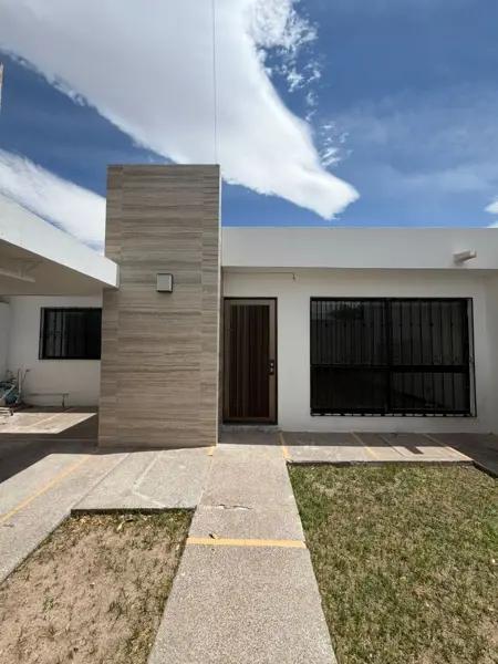 Casa de un solo piso en Venta.
Colonia Las Margaritas, Torreón, Coahuila