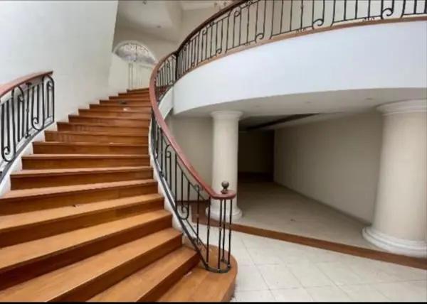 CASA EN VENTA  EN LA HERRADURA