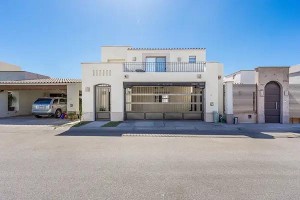 Casa en venta en La Encantada Privada Alebrijes, Hermosillo, Sonora