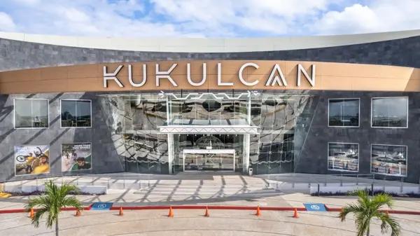 Local Comercial en renta en PLAZA KUKULCÁN