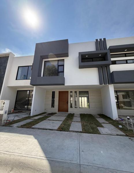 Casa en Venta en Mineral de la Reforma