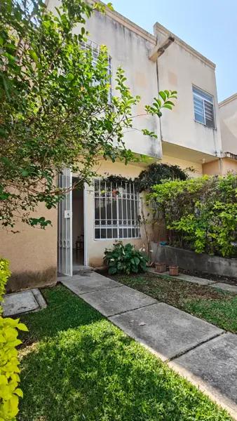 Casa en Venta en Colinas de Altar, Temixco - Ubicada en Comunidad Cerrada
