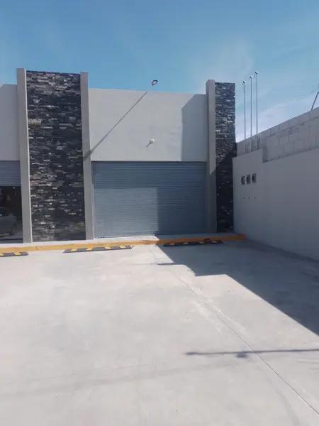 LOCAL COMERCIAL EN RENTA - PLANTA BAJA A PIE DE CALLE LOCAL COMERCIAL EN RENTA - PLANTA BAJA A PIE DE CALLE