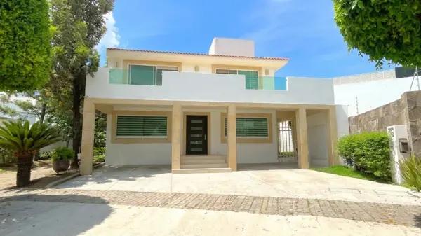 CASA EN RENTA EN CON RECÁMARA EN PLANTA BAJA EN LOMAS DE ANGELOPOLIS II. CASA EN RENTA EN CON RECÁMARA EN PLANTA BAJA EN LOMAS DE ANGELOPOLIS II.