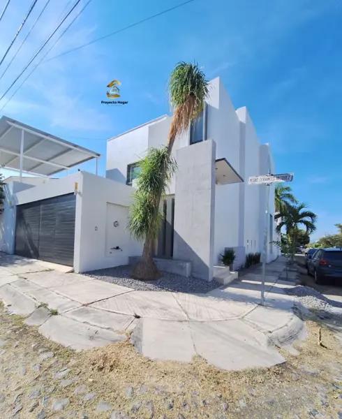Casa en Renta en Residencial Esmeralda Colima