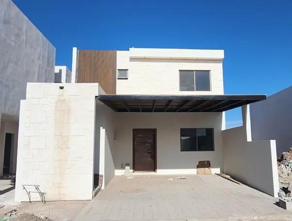 Casa en Venta en Viñedos con Recámara en Planta Baja