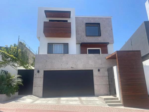 CASA EN VENTA CUMBRES DE JUAREZ