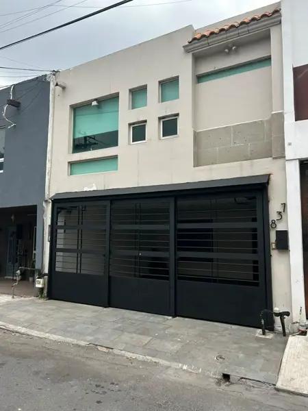 Casa en venta en Residencial la Española Casa en venta en Residencial la Española