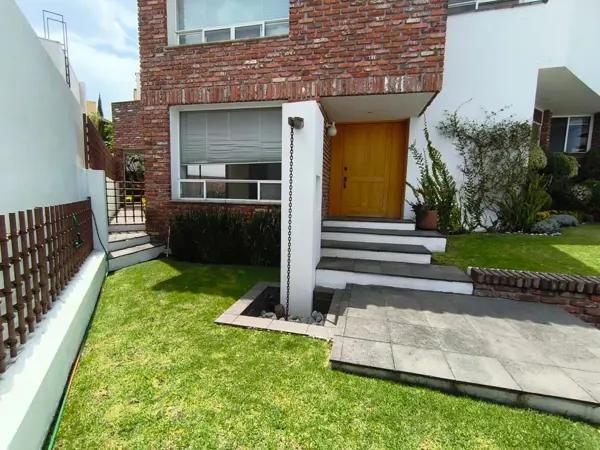 ESTUPENDA RESIDENCIA LOMA DE VALLE ESCONDIDO !!!!!!!