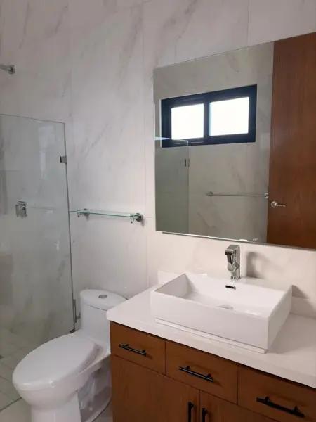 CASA EN VENTA EN RESIDENCIAL LAS PLAZAS