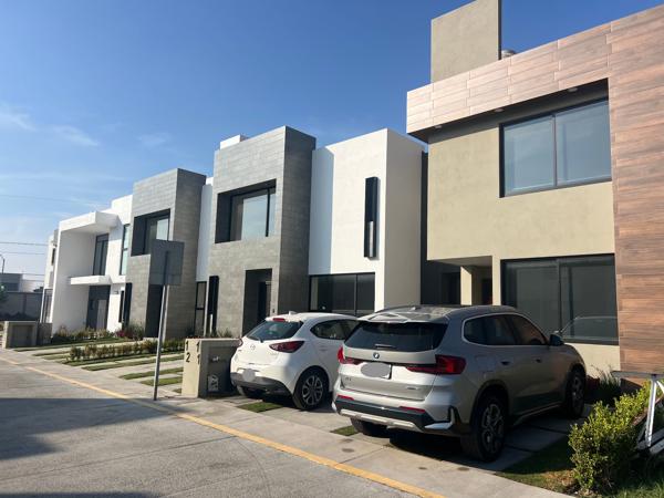 CASA EN VENTA EN SAN MATEO ¡ Oportunidad !