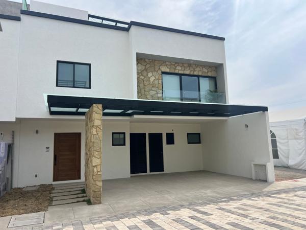 Casa en Venta Metepec, Diseño con Roof Garden Casa en Venta Metepec, Diseño con Roof Garden