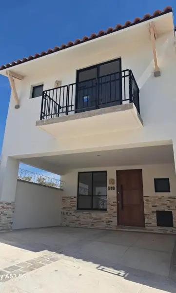 CASA EN RENTA EN LOMBARDIA