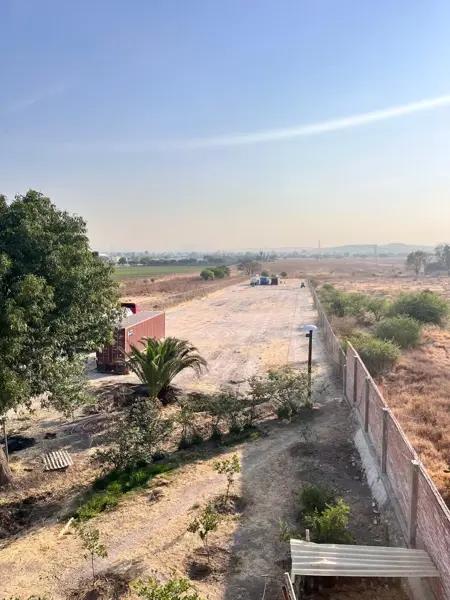 Patio de Maniobras en Venta sobre carretera México/Querétaro