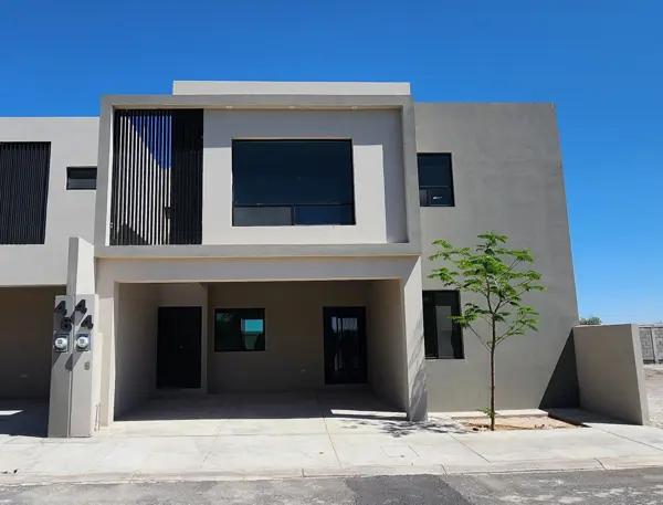 Casa en Venta en El Cortijo con Recámara en Planta Baja