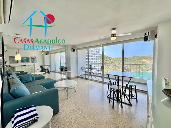 Departamento en renta vacacional con una recámara y vista al mar