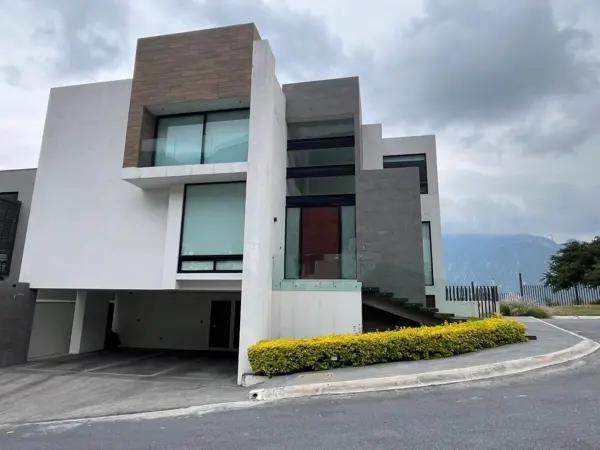 Casa En Venta, Almena I , Valle Poniente, San Pedro Garza García, Nuevo León