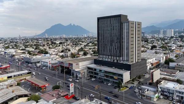 Local comercial en Venta, Torre Luz, Mitras Centro, Monterrey, Nuevo León Local comercial en Venta, Torre Luz, Mitras Centro, Monterrey, Nuevo León