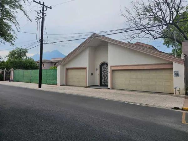 Terreno En Venta, Del Valle, San Pedro Garza García, Nuevo León. Terreno En Venta, Del Valle, San Pedro Garza García, Nuevo León.