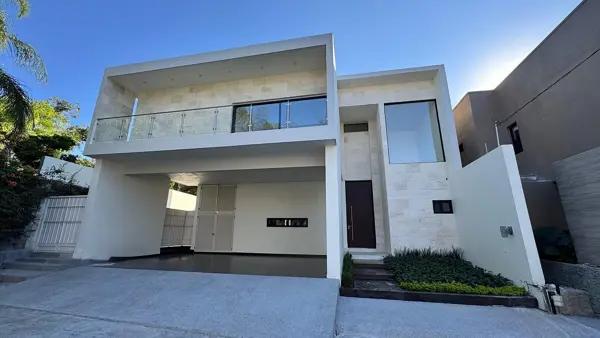Casa En Venta, Mirasierra, San Pedro Garza García, Nuevo León Casa En Venta, Mirasierra, San Pedro Garza García, Nuevo León