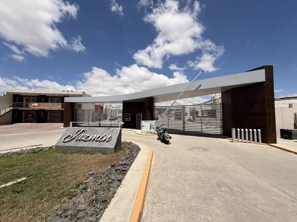 SOLO QUEDAN 2 CASAS NUEVAS disponibles a un precio de preventa $1,700,000 exclusiva Privada Jazmin