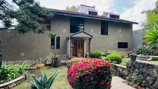 Venta Casa en Colonia Del Bosque - V391 Venta Casa en Colonia Del Bosque - V391