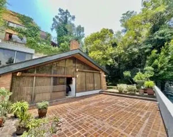 CASA EN VENTA EN BOSQUES DE LAS LOMAS