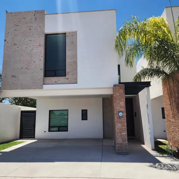 CASA EN VENTA