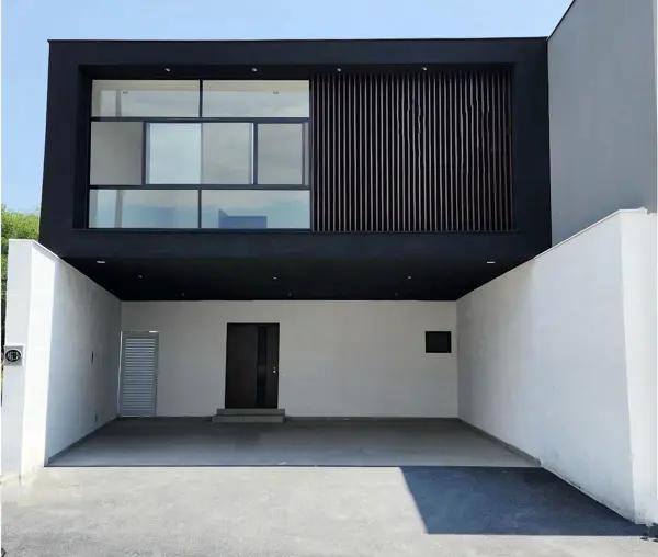 Casa en venta en Carretera Nacional en Monterrey