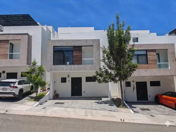 OPORTUNIDAD Casa en ZIBATA Massaro OPORTUNIDAD Casa en ZIBATA Massaro