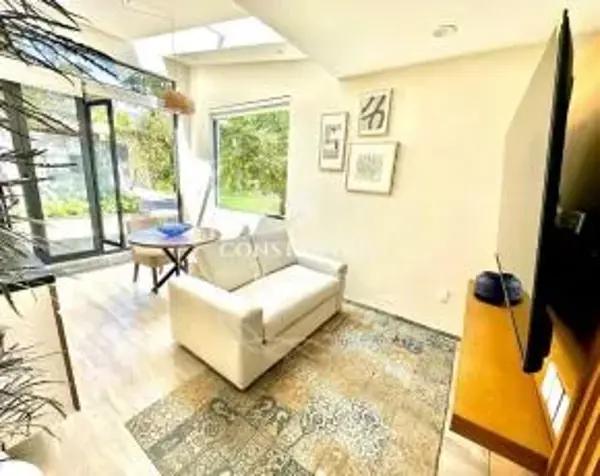 DEPARTAMENTO AMUEBLADO EN LOMAS DE CHAPULTEPEC CON TERRAZA PRIVADA