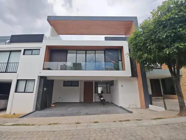Casa en Venta en Lomas de Angelópolis 3, Excelente Opción con diseño, vanguardia y ubicación Casa en Venta en Lomas de Angelópolis 3, Excelente Opción con diseño, vanguardia y ubicación