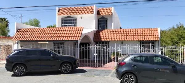 CASA EN VENTA COLONIA PANAMERICANA