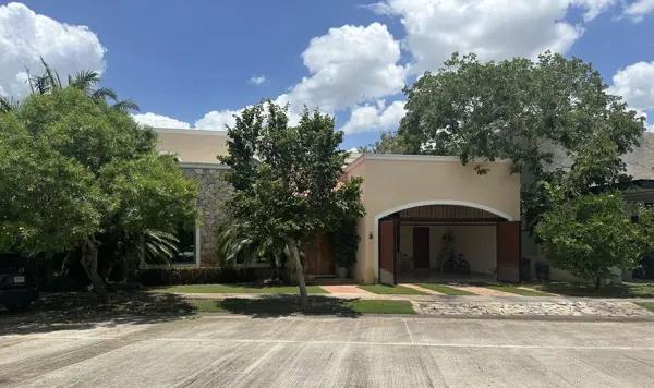 Casa en Venta en Mérida, en el YCC