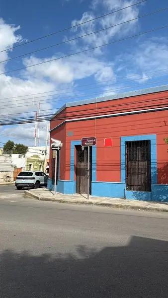 Local comercial en esquina , en el centro