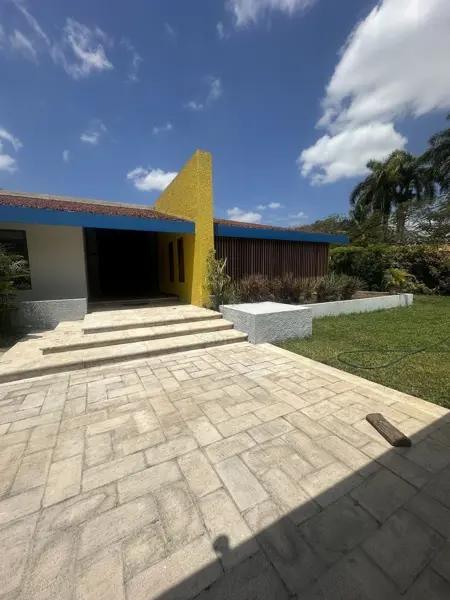 Casa en Venta , Col. México en esquina Casa en Venta , Col. México en esquina